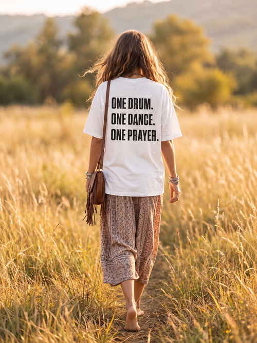 One Drum. One Dance. One Prayer. Oversize T-Shirt · 2025 Dance